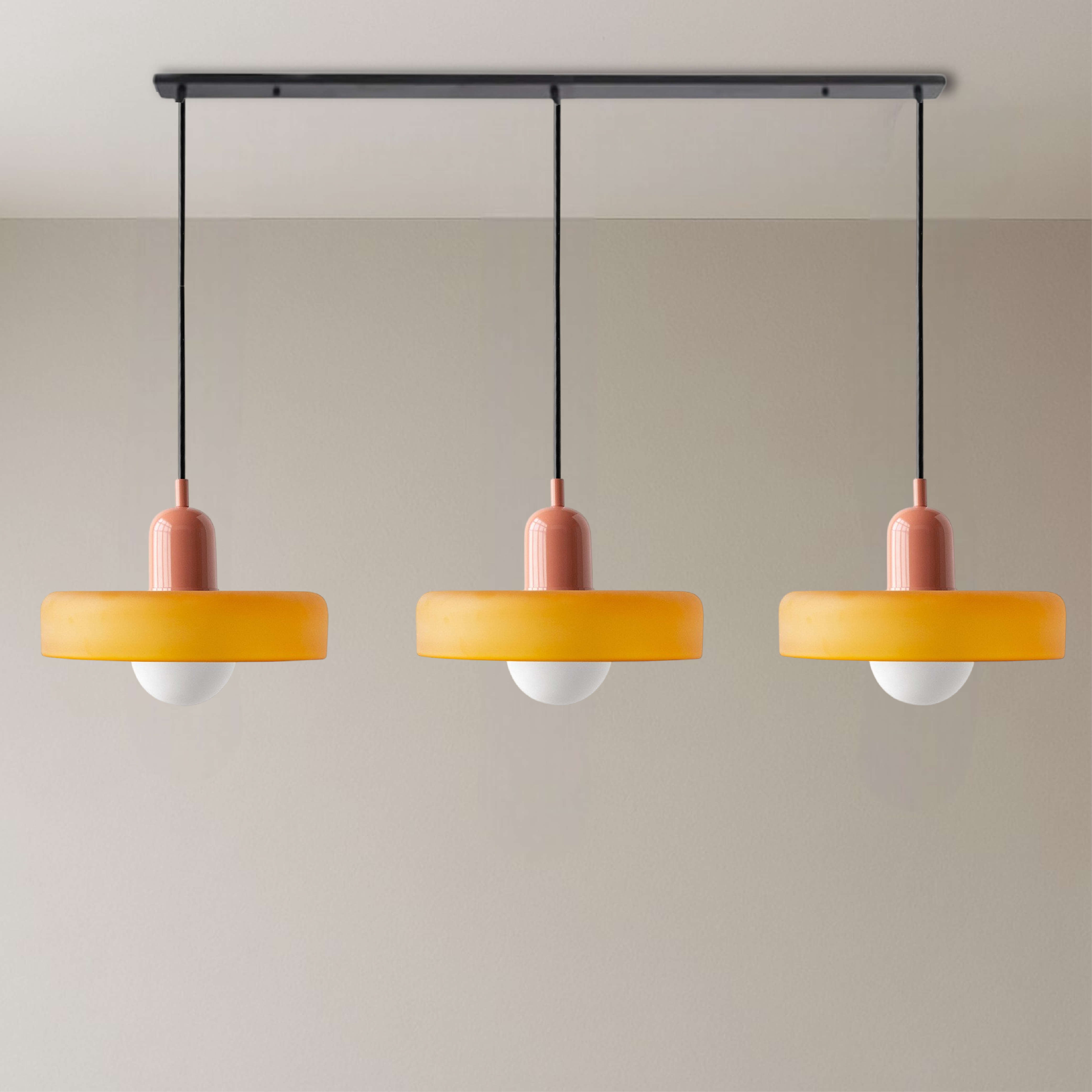 Suspension Bauhaus à 3 têtes en verre coloré