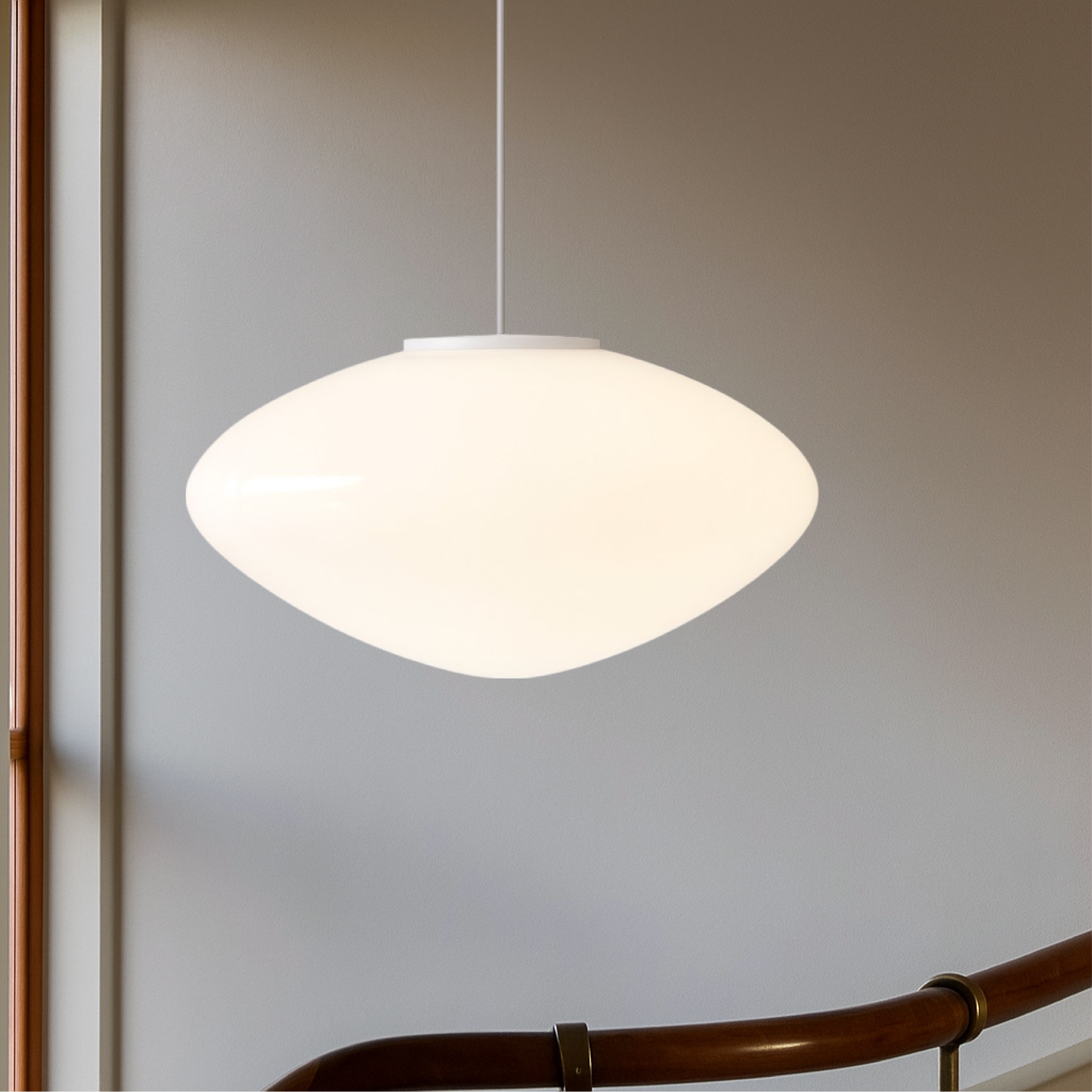 Lampe suspendue danoise de Kala