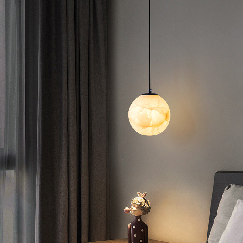 Lampe suspendue en marbre sphérique