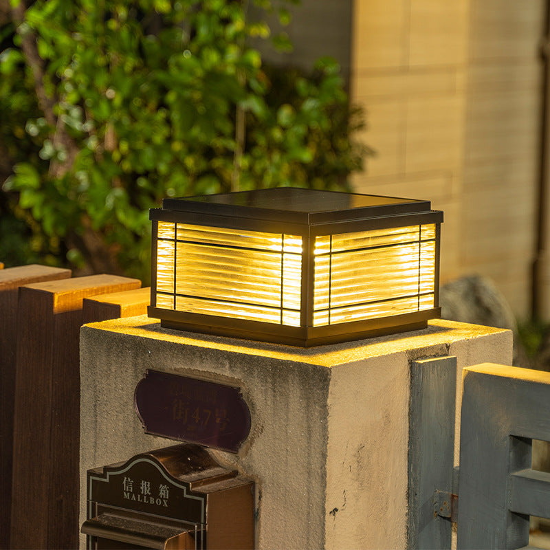 Lampe solaire pour poteau d'extérieur
