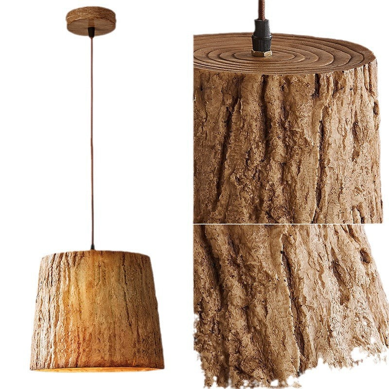 Lampe pendante en rondins de bois