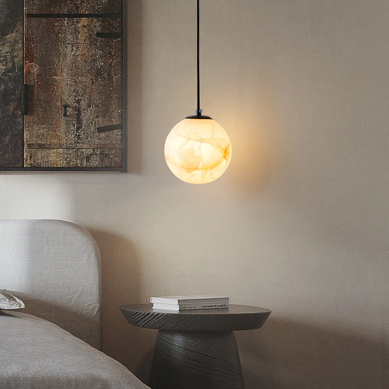 Lampe suspendue en marbre sphérique