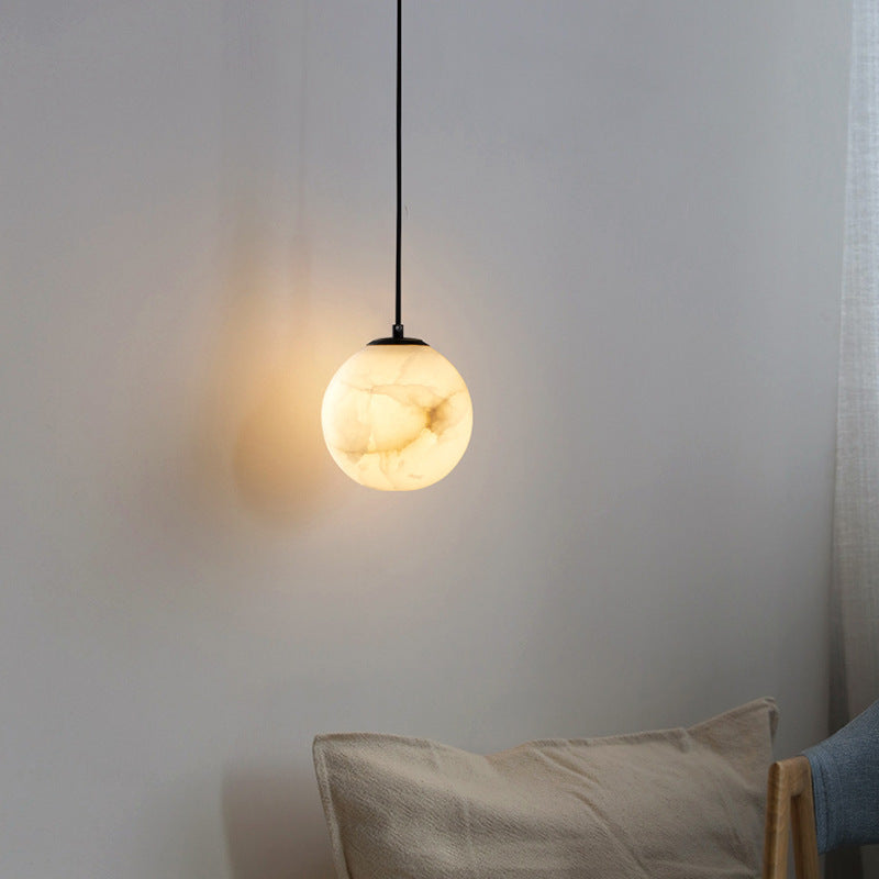 Lampe suspendue en marbre sphérique