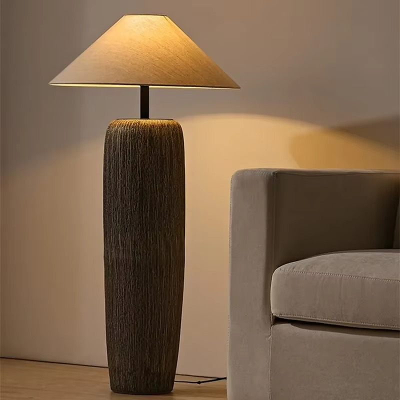 Lampadaire en céramique