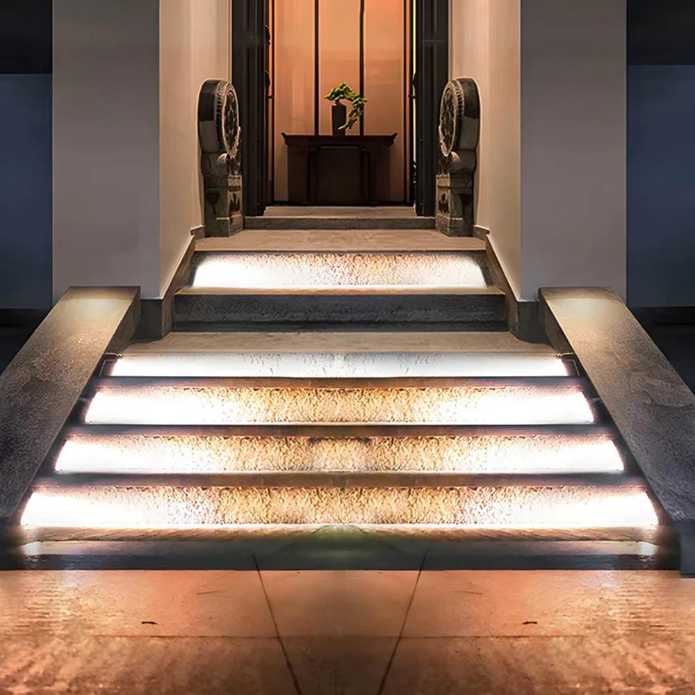 Lampes solaires pour escaliers extérieurs