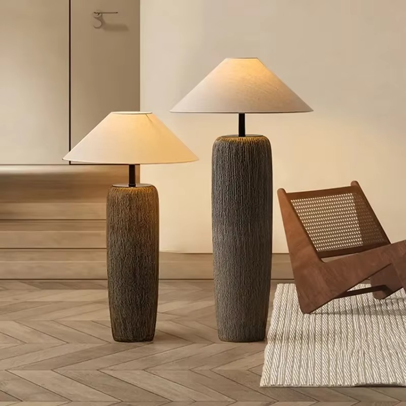 Lampadaire en céramique