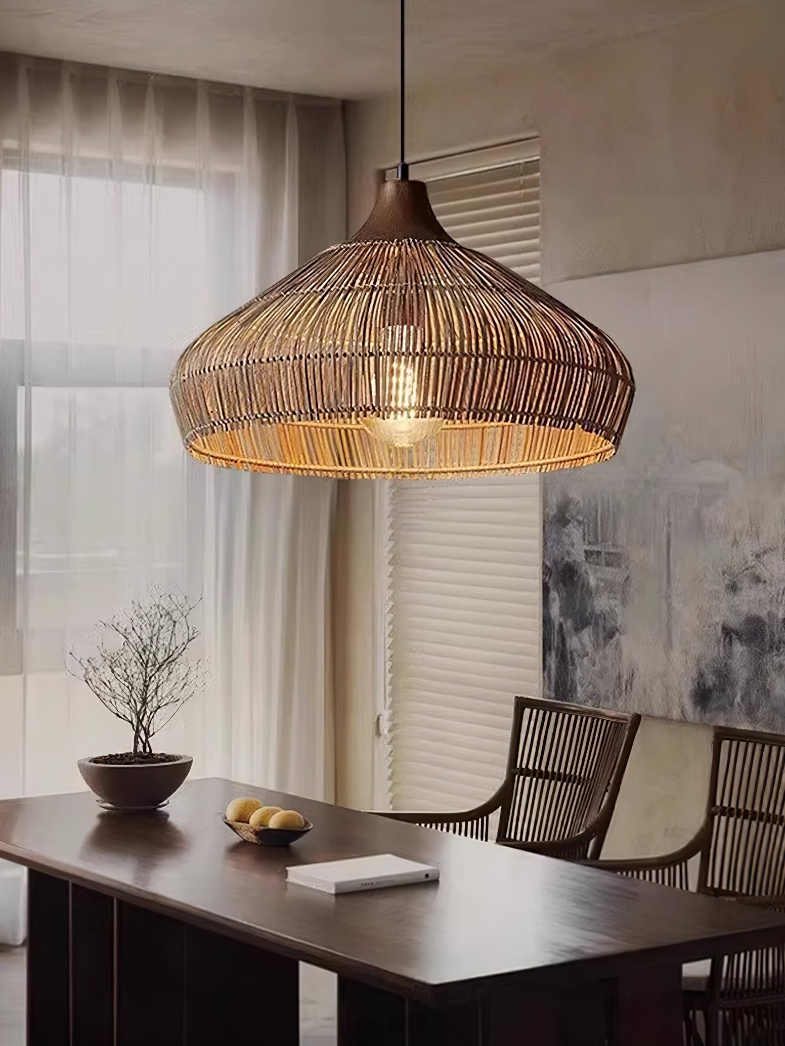 Lampe suspendue en osier et rotin