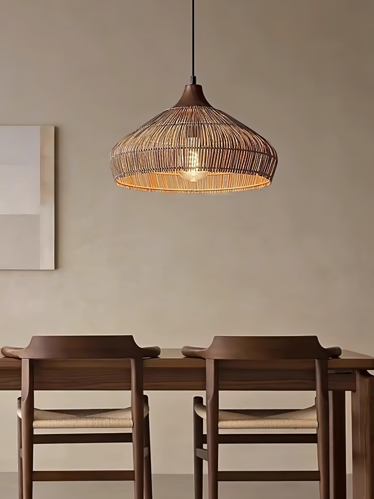 Lampe suspendue en osier et rotin