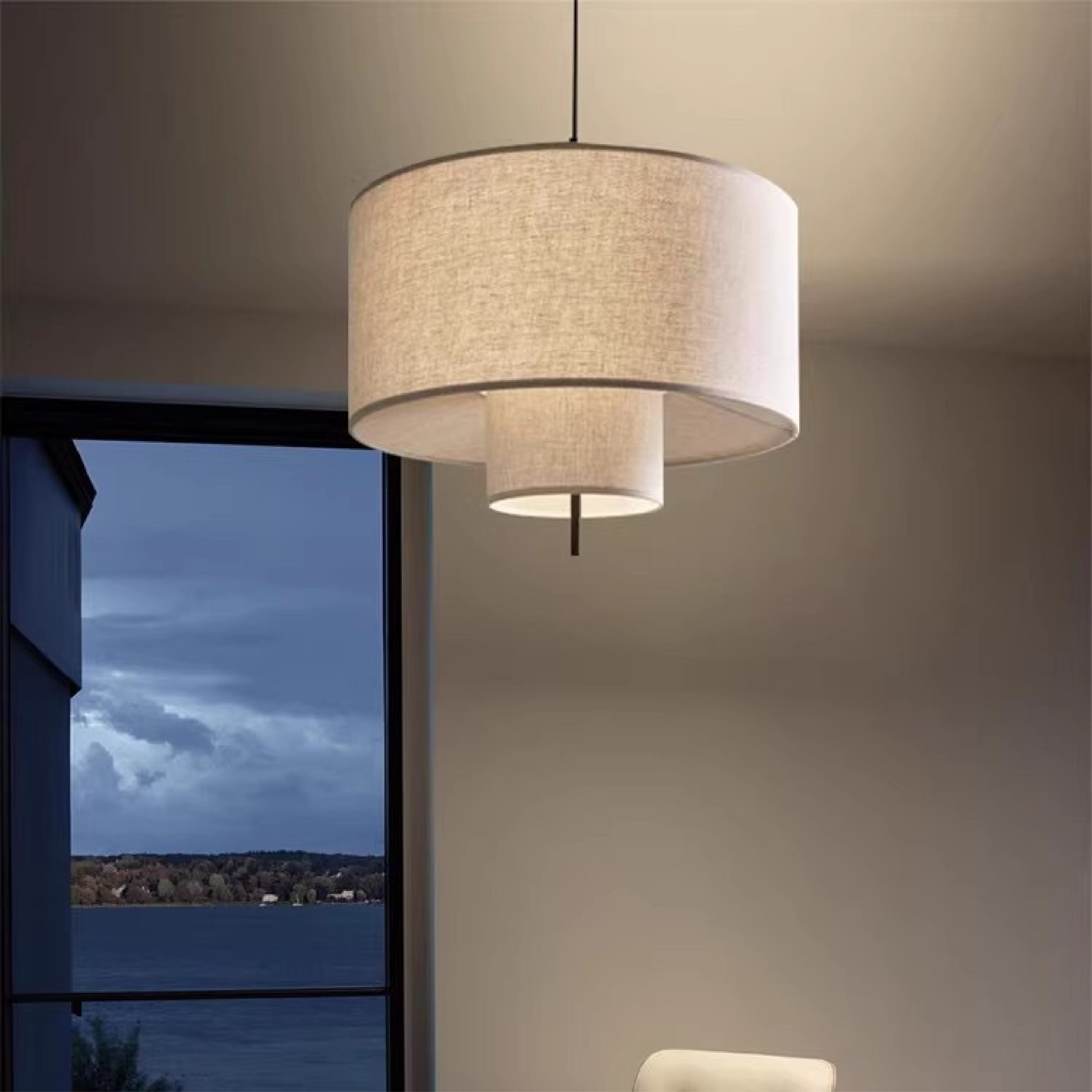 Lampe suspendue en soie Yurina
