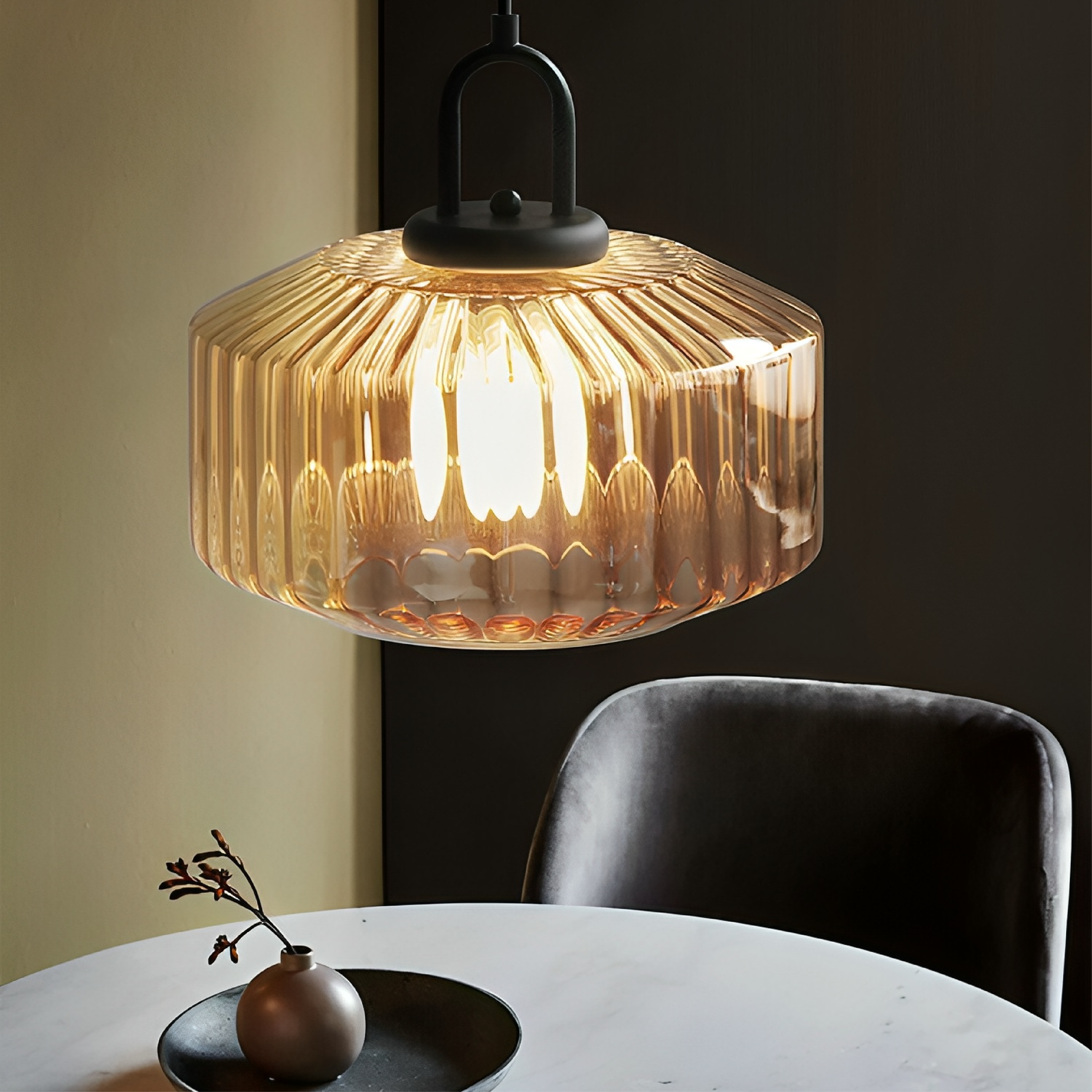 Lampe pendante en verre coloré